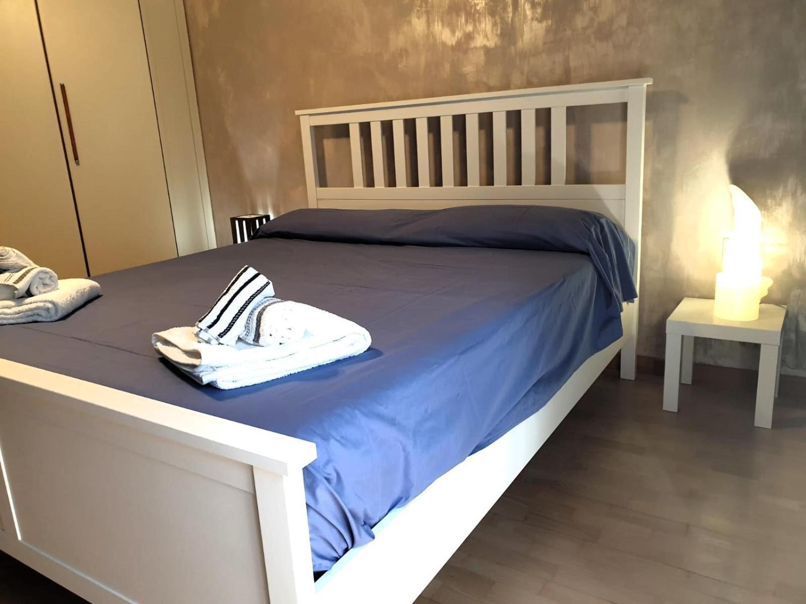 Euforbia House Apartment ลิโด ดิ ออสเตีย ภายนอก รูปภาพ